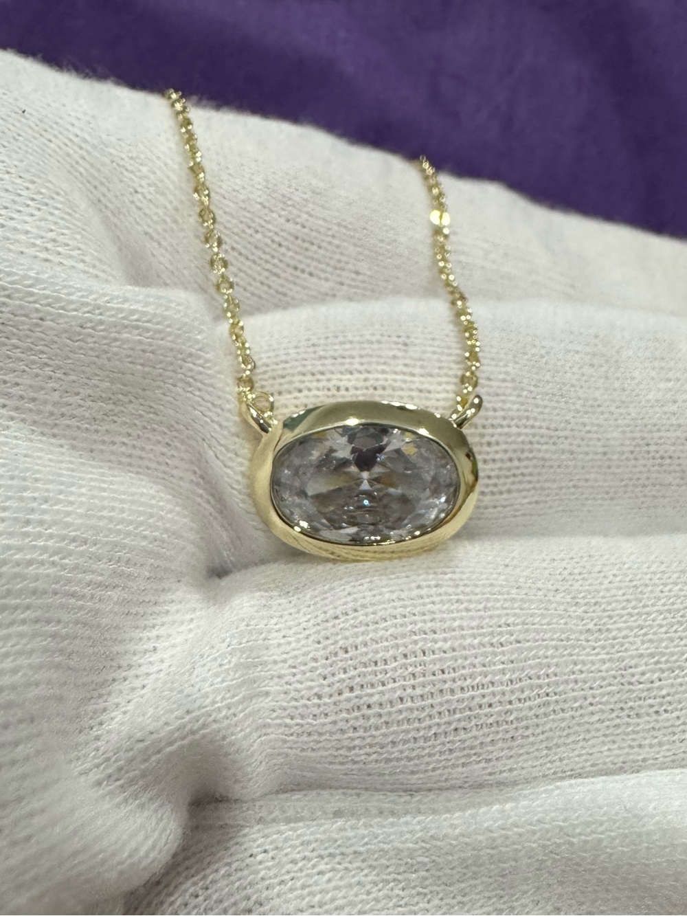 Melinda Maria Pendant Necklace- Keep it Simple, But Never Subtle - Picture 8 of 12